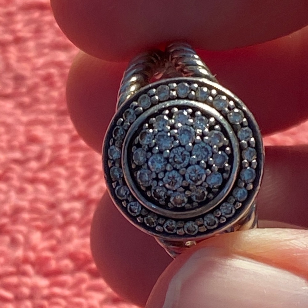 Authentic David Yurman Diamond Ring - image 1